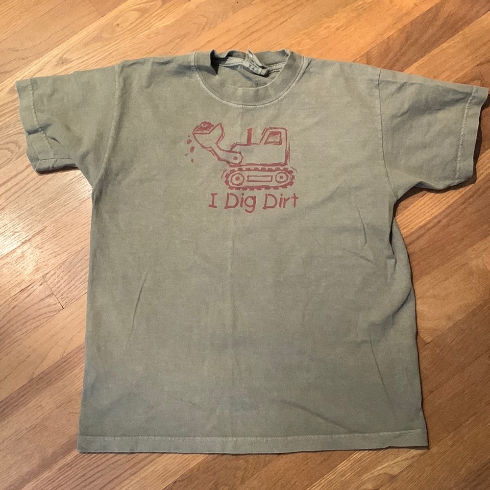 Earth Creations “I Dig Dirt” 100% Cotton T-Shirt size Kids L